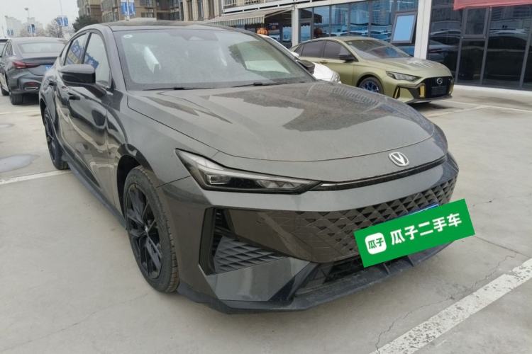 Used Changan UNI-V 2024 1.5T Prestige Edition