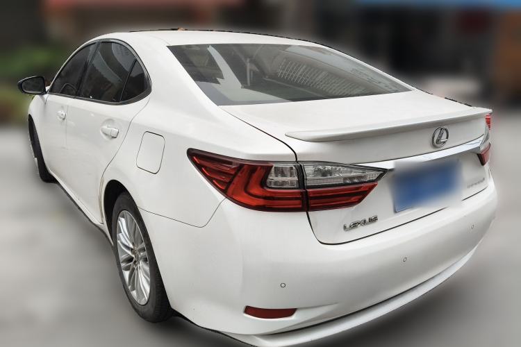 Used Lexus ES 2015 200 Elite Edition Rear Left 45 Deg