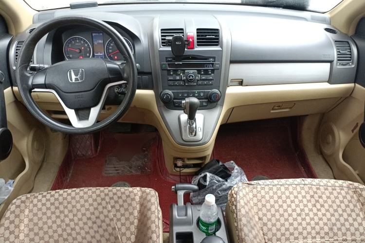 Used Honda CR-V 2010 2.0L Automatic Four-Wheel Drive Classic Edition Center Console