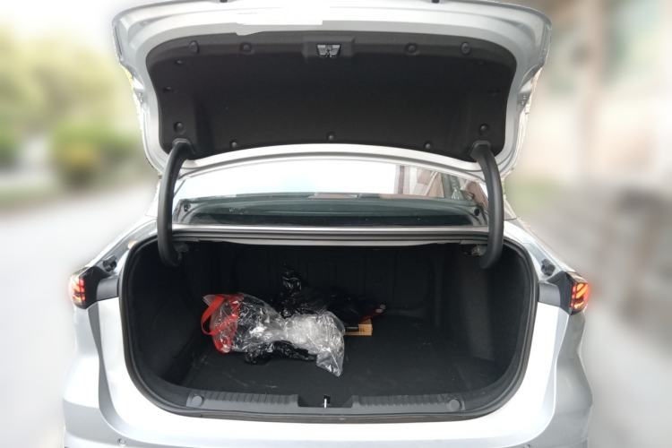 Used Geely Galaxy L6 2025 EM-i 140km Explorer+ Edition
