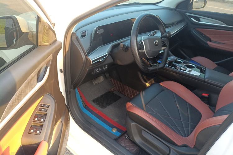 Used CHANGAN Eado 2023 Changan Edition PLUS Blue Whale NE 1.4T GDI DCT Prestige Version
