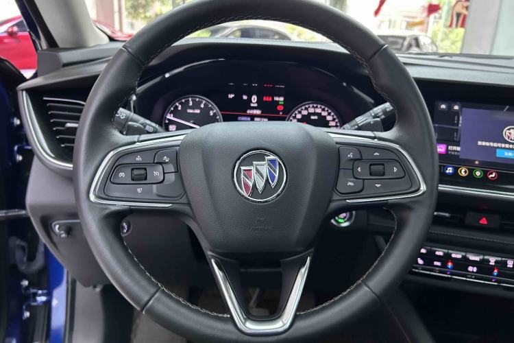 Used Buick Envision 2022 Facelift Encore S 652T Two-Wheel-Drive Luxury Model