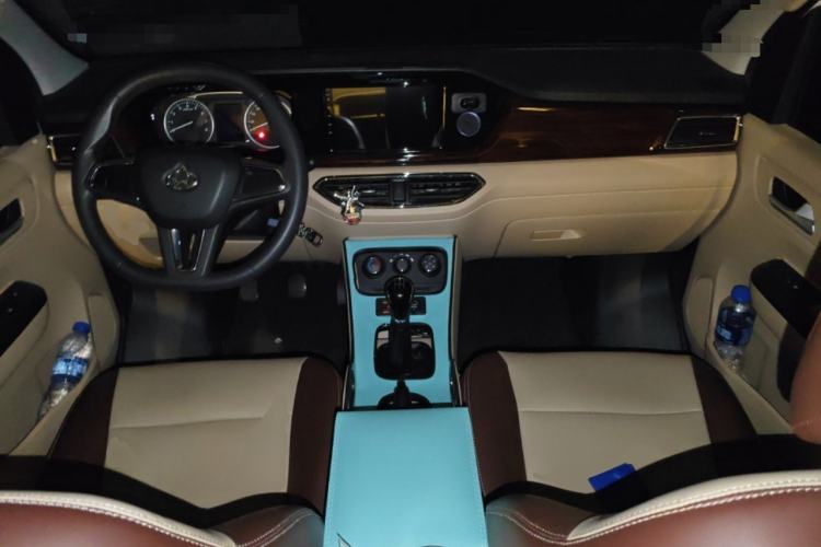 Used CHANGAN KUAYUE Xing V5  Center Console