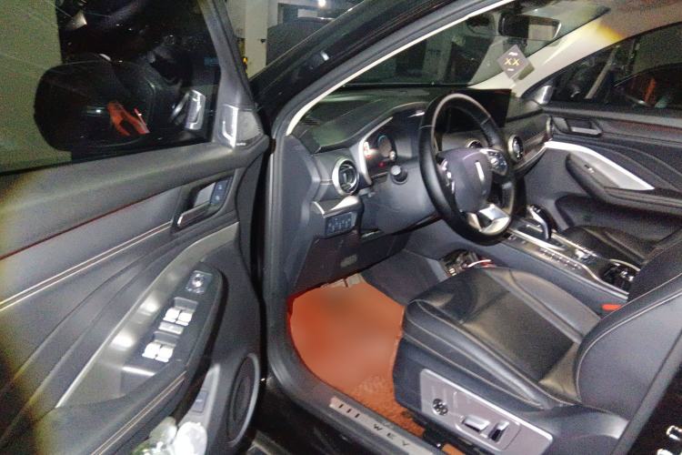 Used Wey VV6 2020 2.0T Two-Wheel Drive Smart Protection+