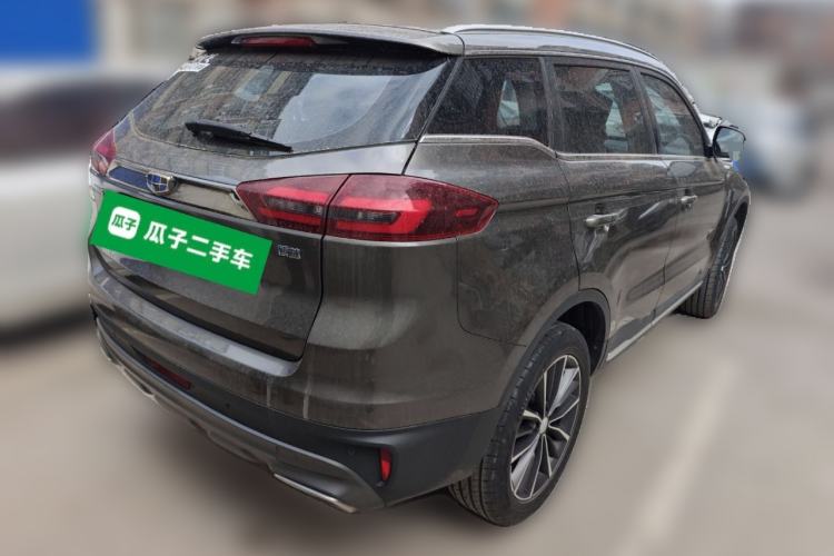 Used Geely Auto Emgrand X7 Sport 2018 1.8TD Automatic Two-Wheel Drive ZhiZun Model with 4G Connectivity
