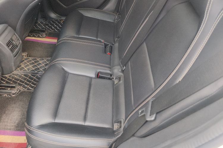 Used Mercedes-Benz GLA 2015 GLA 220 4MATIC Fashion Model