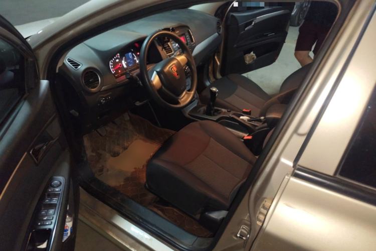 Used Roewe 350 2015 1.5L Manual Luxury Sunroof Edition