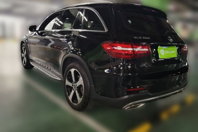 Used Mercedes-Benz GLC 2018 Facelift GLC 260 4MATIC Luxury Edition
