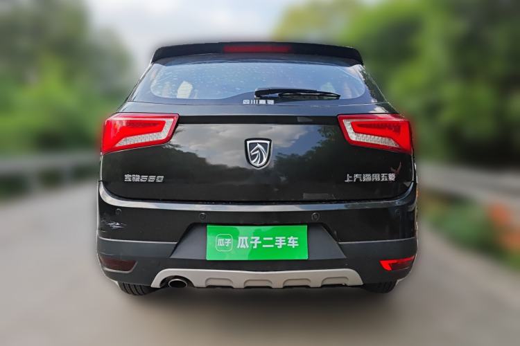 Used Baojun 560 2015 1.8L manual luxury version
