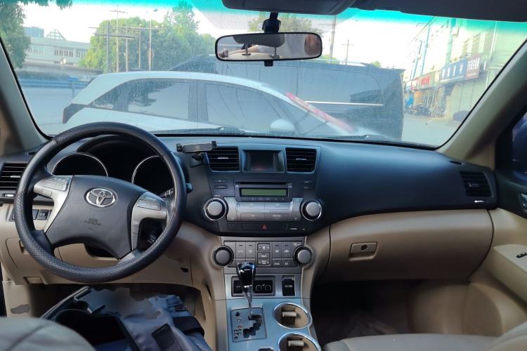 Used Toyota Highlander 2009 2.7L Two-Wheel Drive 7-Seater Luxury Edition