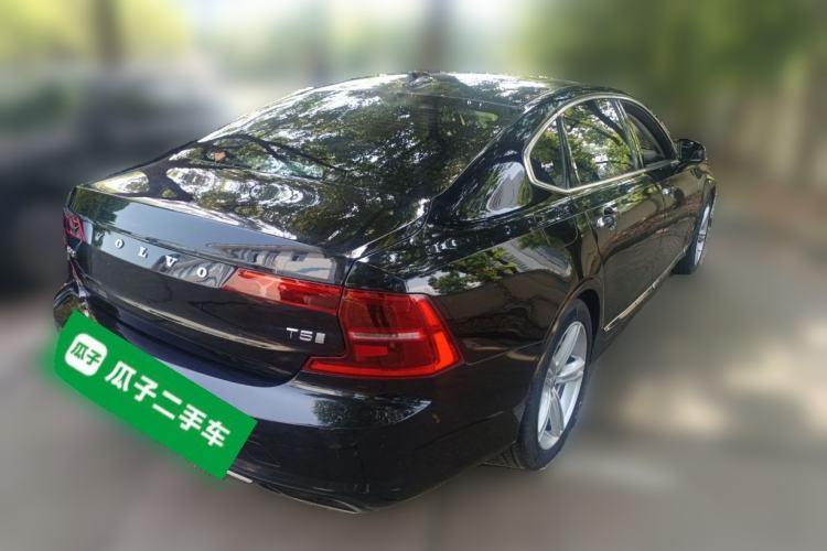 Used Volvo S90 2020 T5 Zhiyi Luxury Edition Rear Right 45 Deg