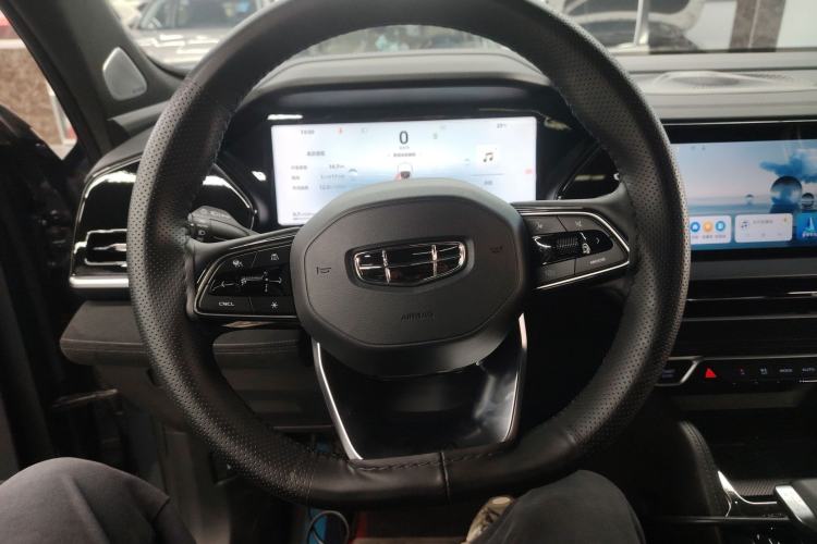 Used Geely Auto Monjaro L 2024 2.0TD High-Power Automatic Two-Wheel Drive Skyline Edition
