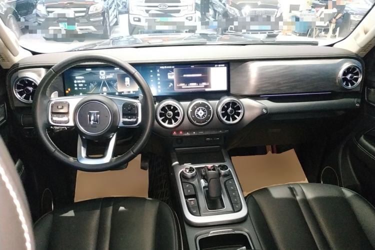 Used Tank 300 2023 Off-Road Edition 2.0T Conqueror Center Console