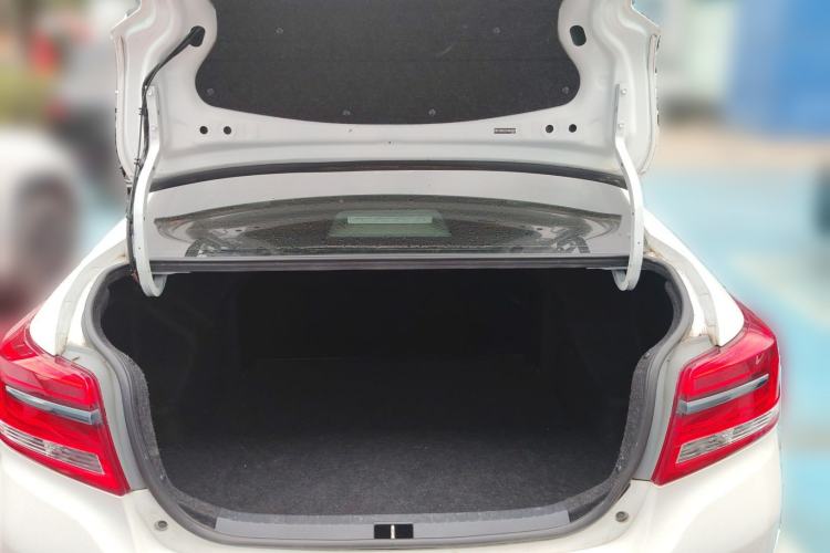 Used Toyota YARiS L Zhi Xiang 2017 1.5E CVT Dynamic Edition