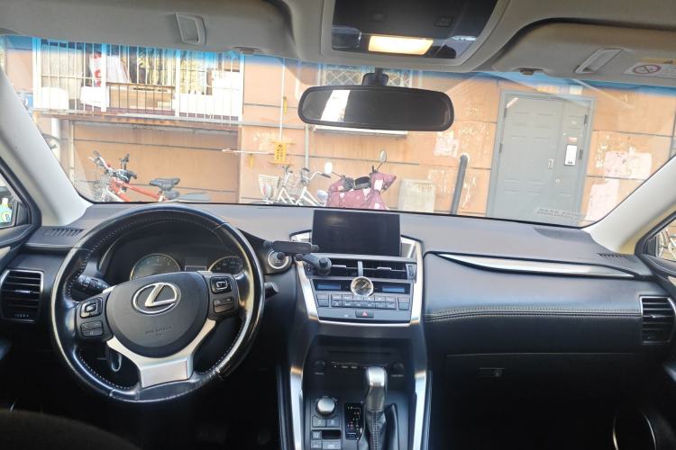 Used Lexus NX 2015 200 Front-Wheel Drive X-Trail SE Edition