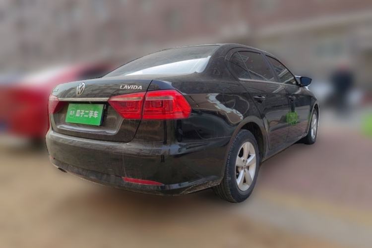 Used Volkswagen Lavida 2013 Revised Classic 1.6L Manual Fashion Edition
