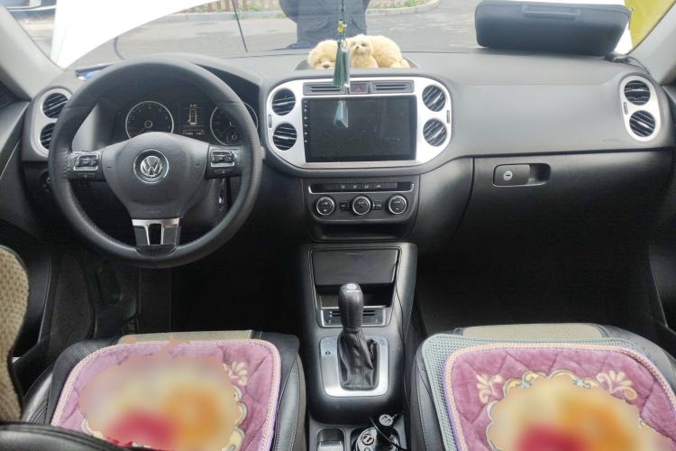 Used Volkswagen Tiguan 2015 1.8TSI Automatic Two-Wheel Drive Comfort Edition Center Console