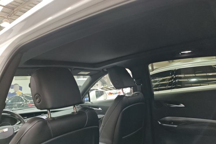 Used Cadillac XT4 2021 28T Two-Wheel Drive Leading Version