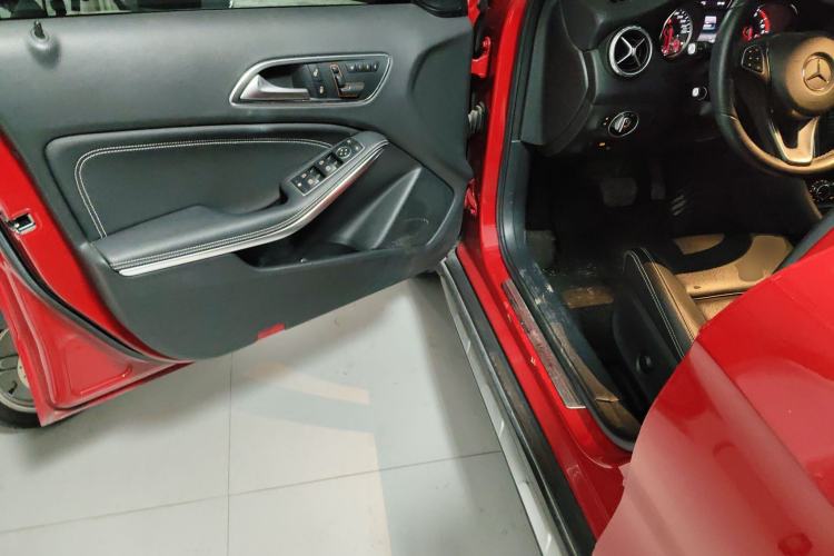 Used Mercedes-Benz GLA 2016 GLA 200 Fashion Model Driver Seat