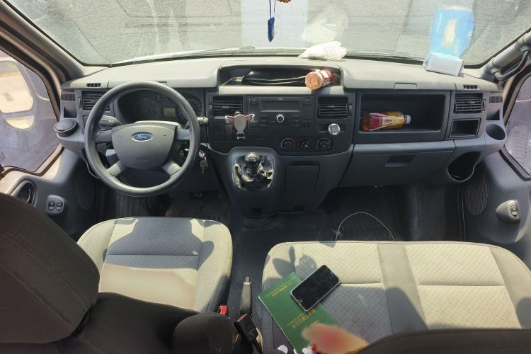 Used Ford Transit Custom 2016 2.2T Long-Wheelbase 6/7-Seater Mid-Roof Multi-Purpose Vehicle Interior 2