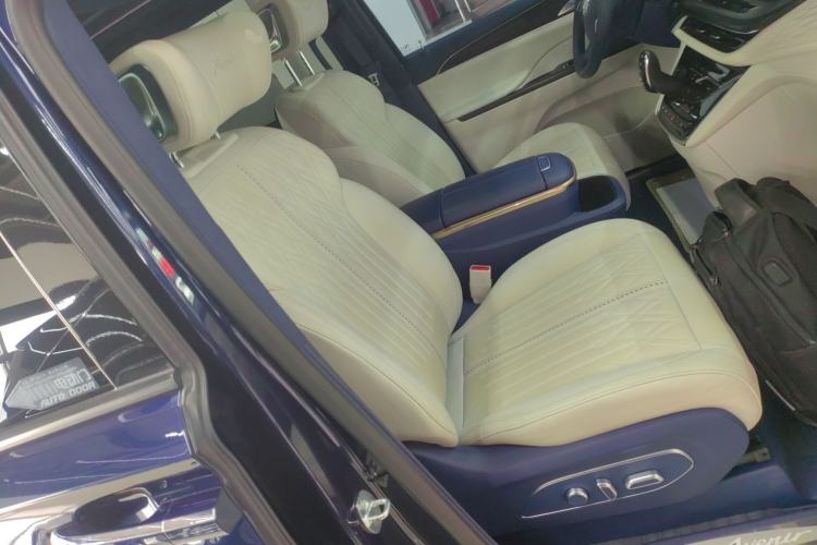 Used Buick GL8 2022 Avenir Avia Four-Seat Prestige Edition