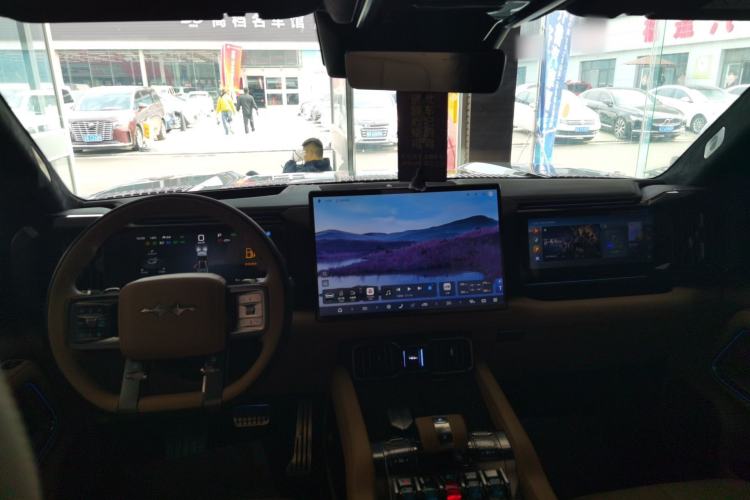 Used Formula Leopard 8 2025 Smart & Brave Flagship Edition 7 Seats
