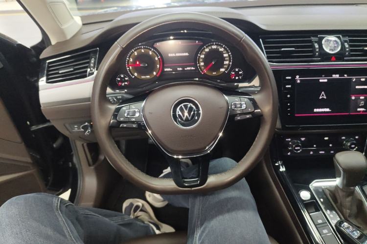 Used Volkswagen Phideon 2021 380TSI Luxury Edition Steering Wheel