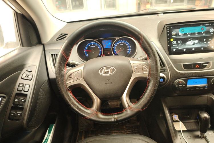 Used Hyundai ix35 2012 2.0L Automatic Two-Wheel Drive Elite Edition GLS
