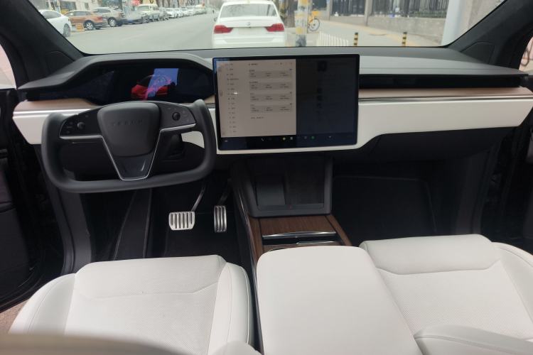 Used Tesla Model X 
