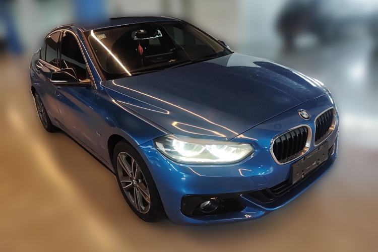 Used BMW 1 Series 2017 118i Sport Edition Front Right 45 Deg