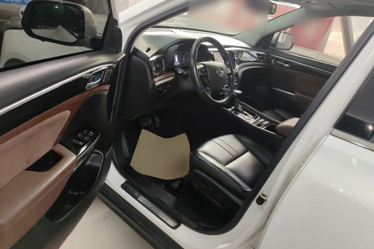 Used GAC Trumpchi GS8 2017 320T Two-Wheel Drive Luxury Smart Connectivity Version (7 Seats)