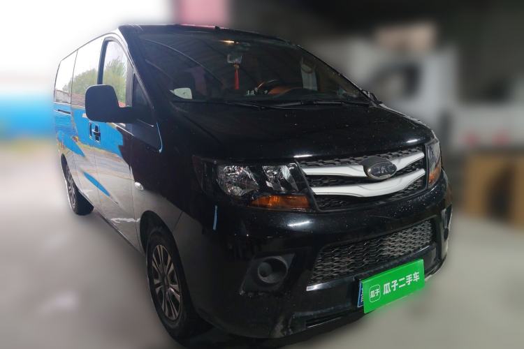 Used JAC Refine M3 2023 PLUS 1.5T 5/7-seat Classic Edition Front Right 45 Deg