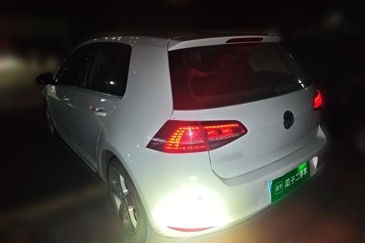 Used Volkswagen Golf 2017 1.6L Automatic Comfort Million-Vehicle Anniversary Edition