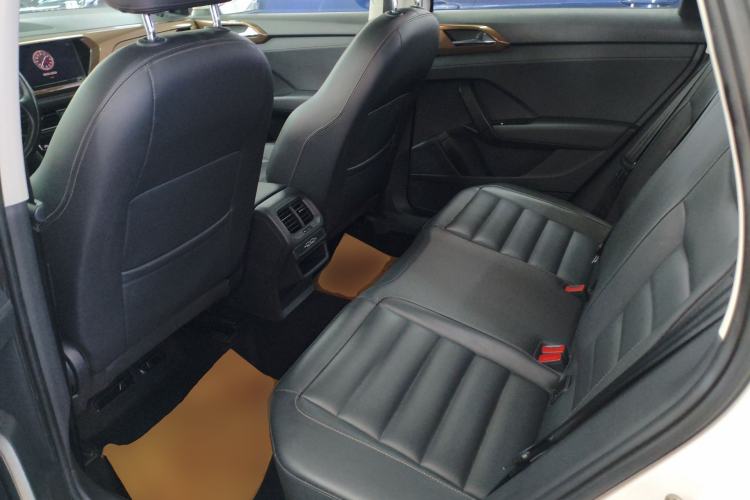 Used Volkswagen Tharu 2020 280TSI Two-Wheel Drive Luxury Edition China VI Standard Left Rear Seat