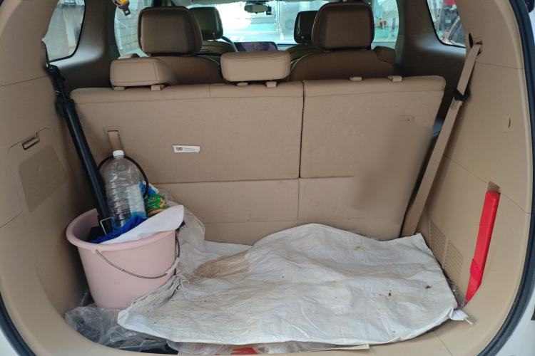 Used Buick GL8 New Energy 2025 Lu Shang Luxury Edition 7-Seater Trunk