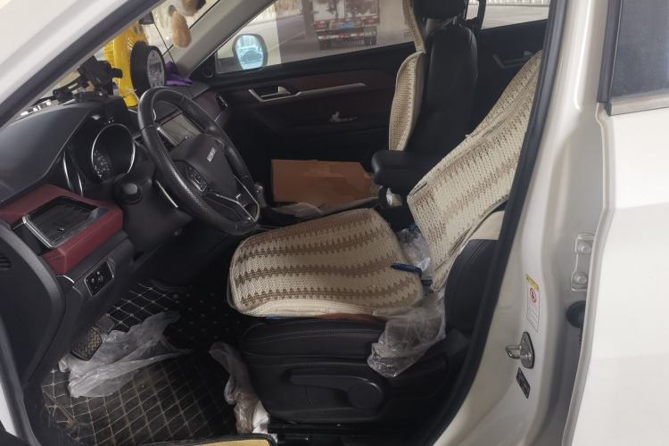 Used Haval H6 Coupe 2018 Red-Label 1.5T Automatic Two-Wheel Drive Luxury Model Left Front Seat