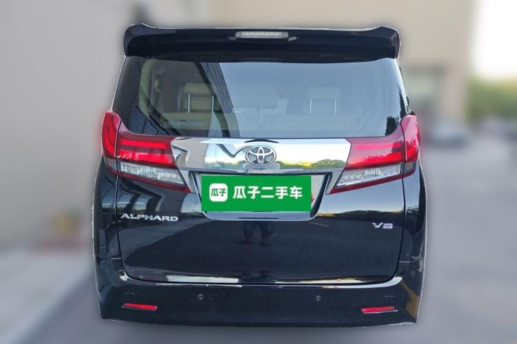 Used Toyota Alphard 2015 3.5L Luxury Edition

