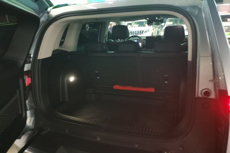 Used Formula Leopard Titanium 3 2025 501 km All-Wheel Drive Intelligent Driving Max Edition Trunk