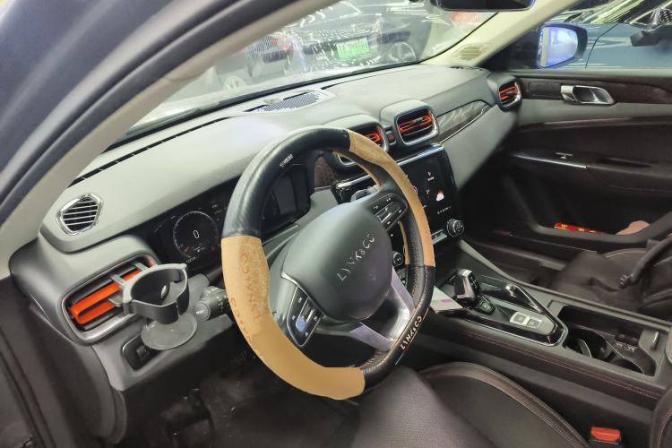 Used Lynk & Co 02 2019 1.5T DCT Two-Wheel Drive Pro Edition China VI Standard
