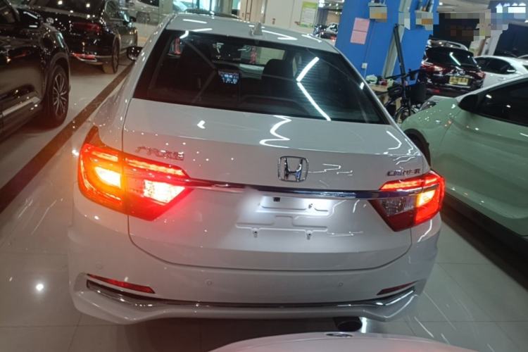 Used Honda Crider 2016 1.8L CVT Luxury Edition Rear