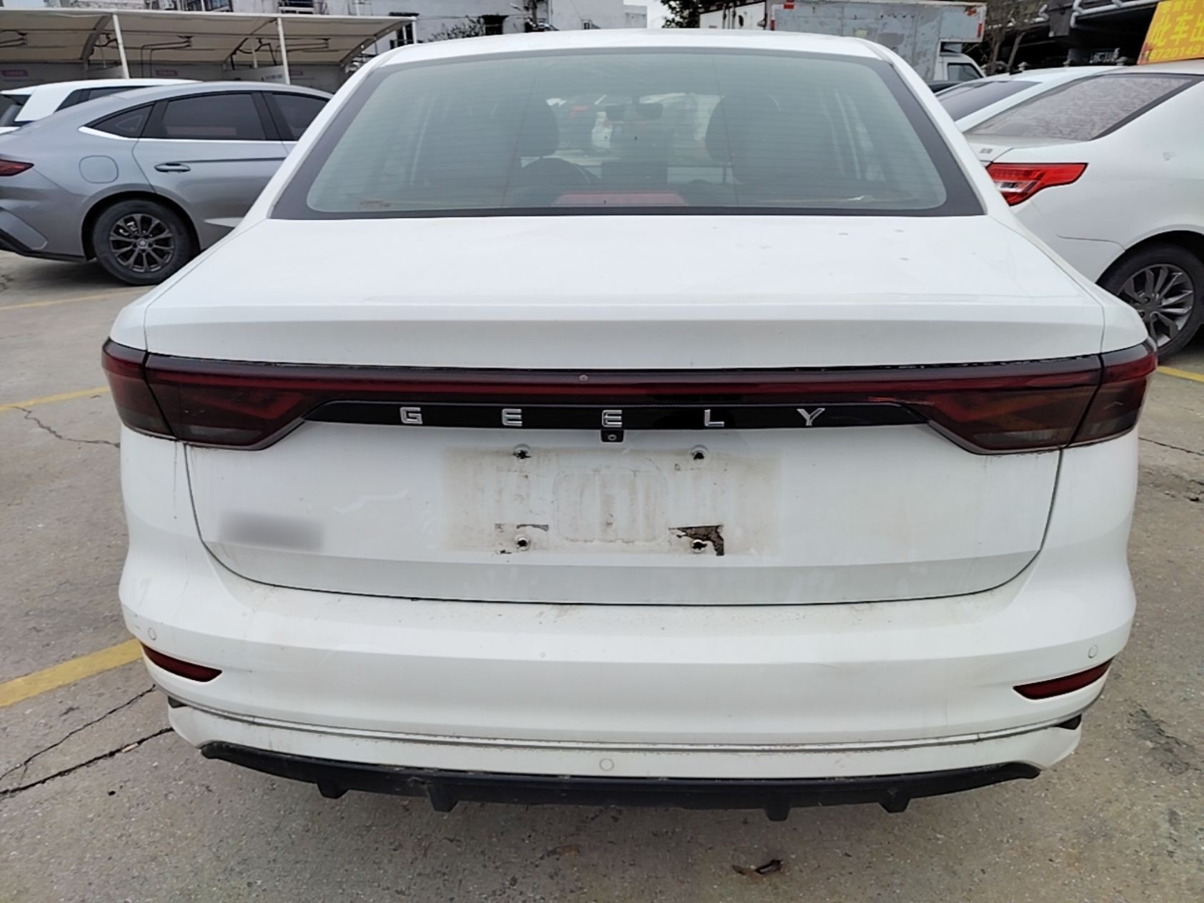 Geely Auto Emgrand 2022 4th Generation 1.5L CVT Luxury Model - Premium — снимка 5