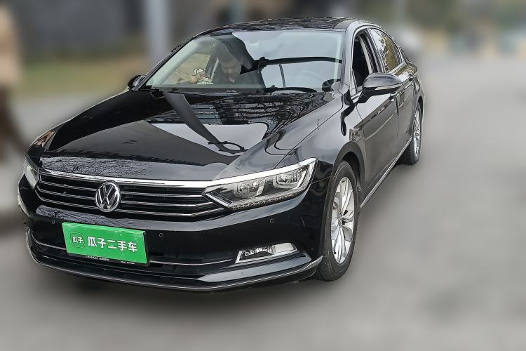 Used Volkswagen Magotan 2018 Facelift 330TSI DSG Luxury Model