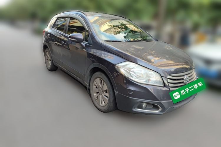 Used Suzuki S-Cross 2015 1.6L CVT Two-Wheel Drive Entry-Level Trim
