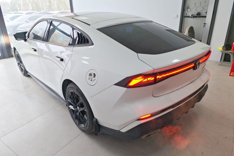 Used CHANGAN UNI-V 2024 1.5T Prestige Edition
