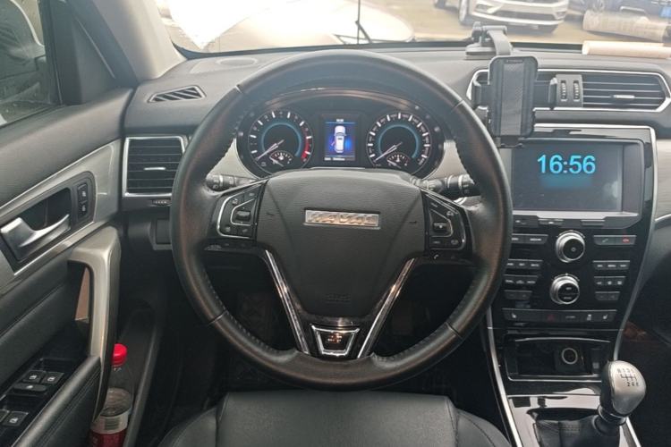 Used Haval H2 2017 Red-Label 1.5T Manual Two-Wheel Drive Luxury Model
