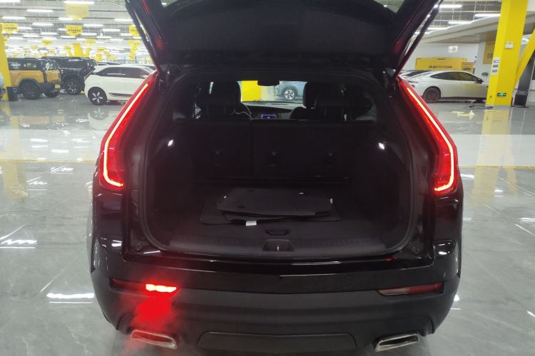 Used Cadillac XT4 2023 28T Two-Wheel Drive Fashion Edition
