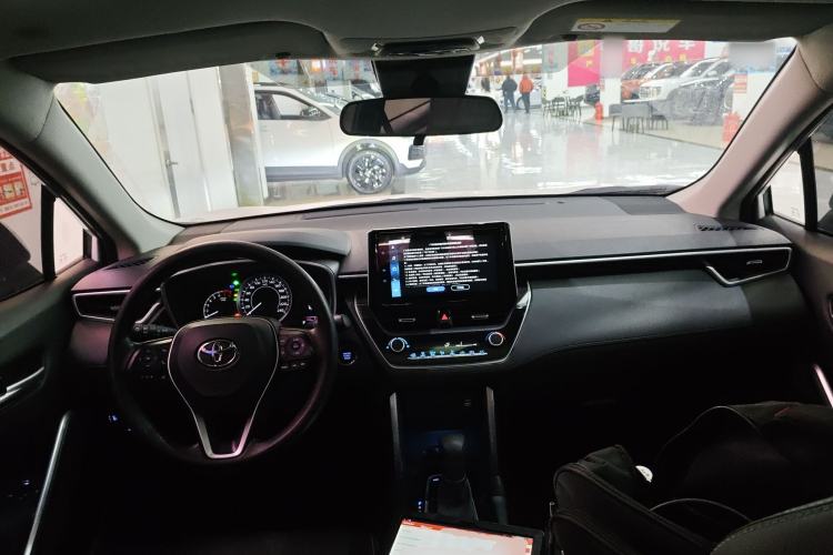 Used Toyota FRONTLANDER 2022 2.0L CVT Luxury PLUS Edition
