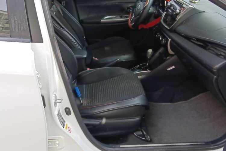 Used Toyota YARiS L Zhi Xuan 2016 Revised Version 1.5G CVT with Dynamic Sunroof