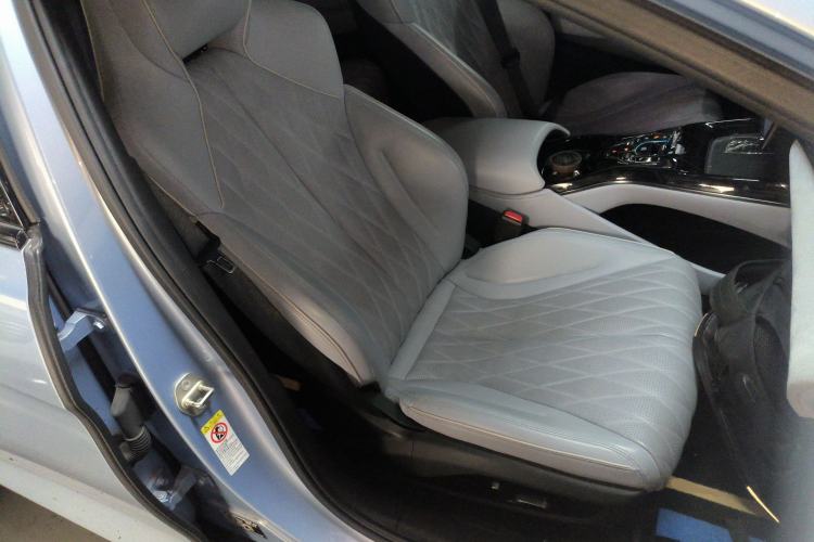 Used BYD Seal 2022 650 km All-Wheel-Drive Performance Version
