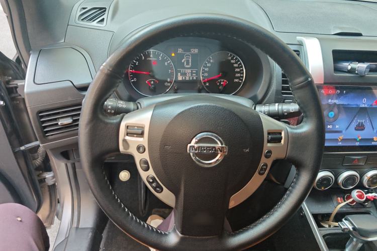 Used Nissan X-Trail 2012 2.5L CVT Flagship Edition 4WD
